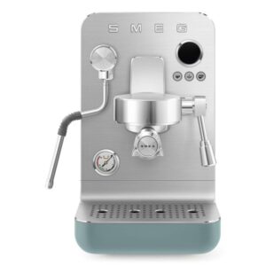 Cafetera Espresso Manual Smeg EMC02EGMEU 1,7L 15 bares con vaporizador y tanque de leche